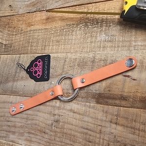 Paparazzi Leather Snap Braclet